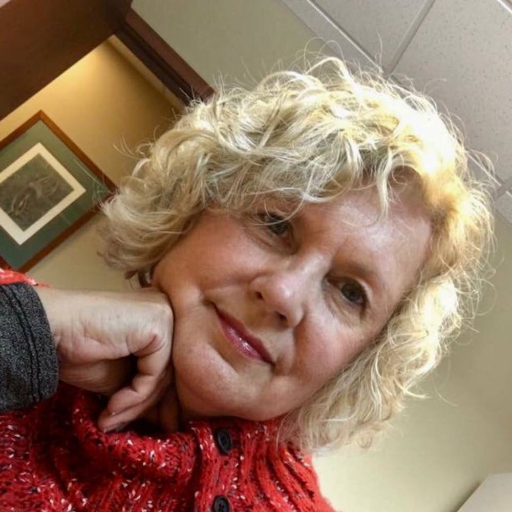 Meet your Posher, Pamela